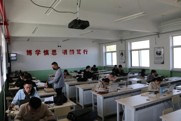 说明: 63678152716e307beb5d7c9d9c245b4